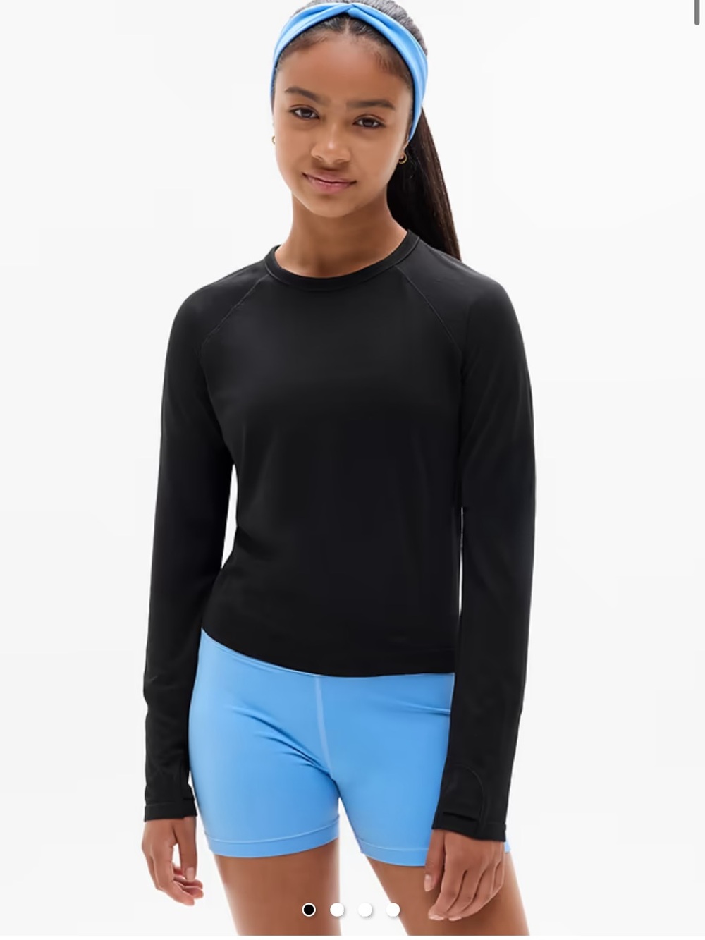Athleta Girl Power Up Sport Length Top Black Size Medium 8/10